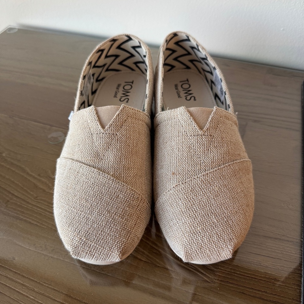 Men’s Toms Shoes
